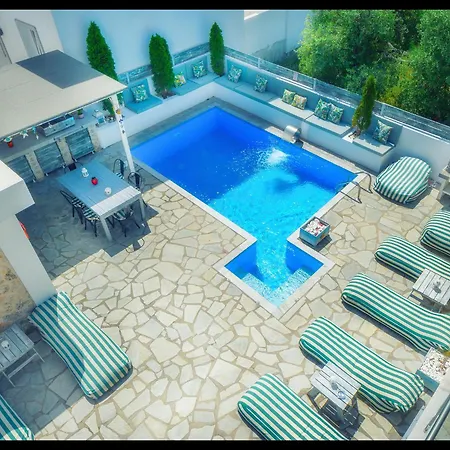 Villa Hacienda *