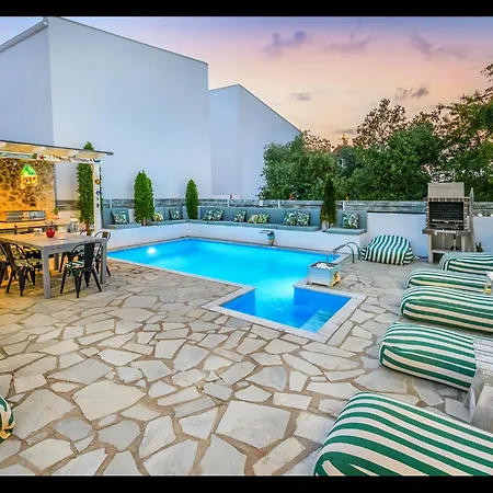 Hacienda Villa *