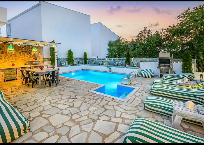 Hacienda Villa *